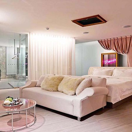 All-Ur Boutique Motel-Hsin Chu Branch Xinzhu Zewnętrze zdjęcie